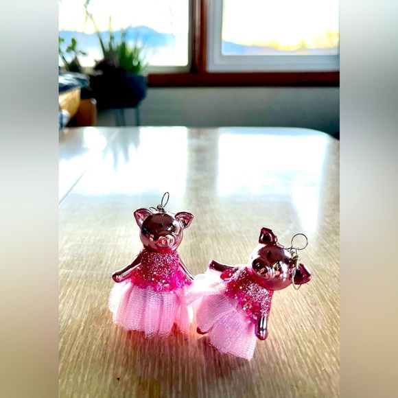 PINK BALLERINA PIG EARRINGS - Picture 3 of 6